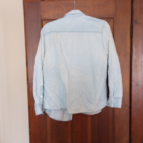 Lucy & Laurel Button Up - Picture 2 of 4